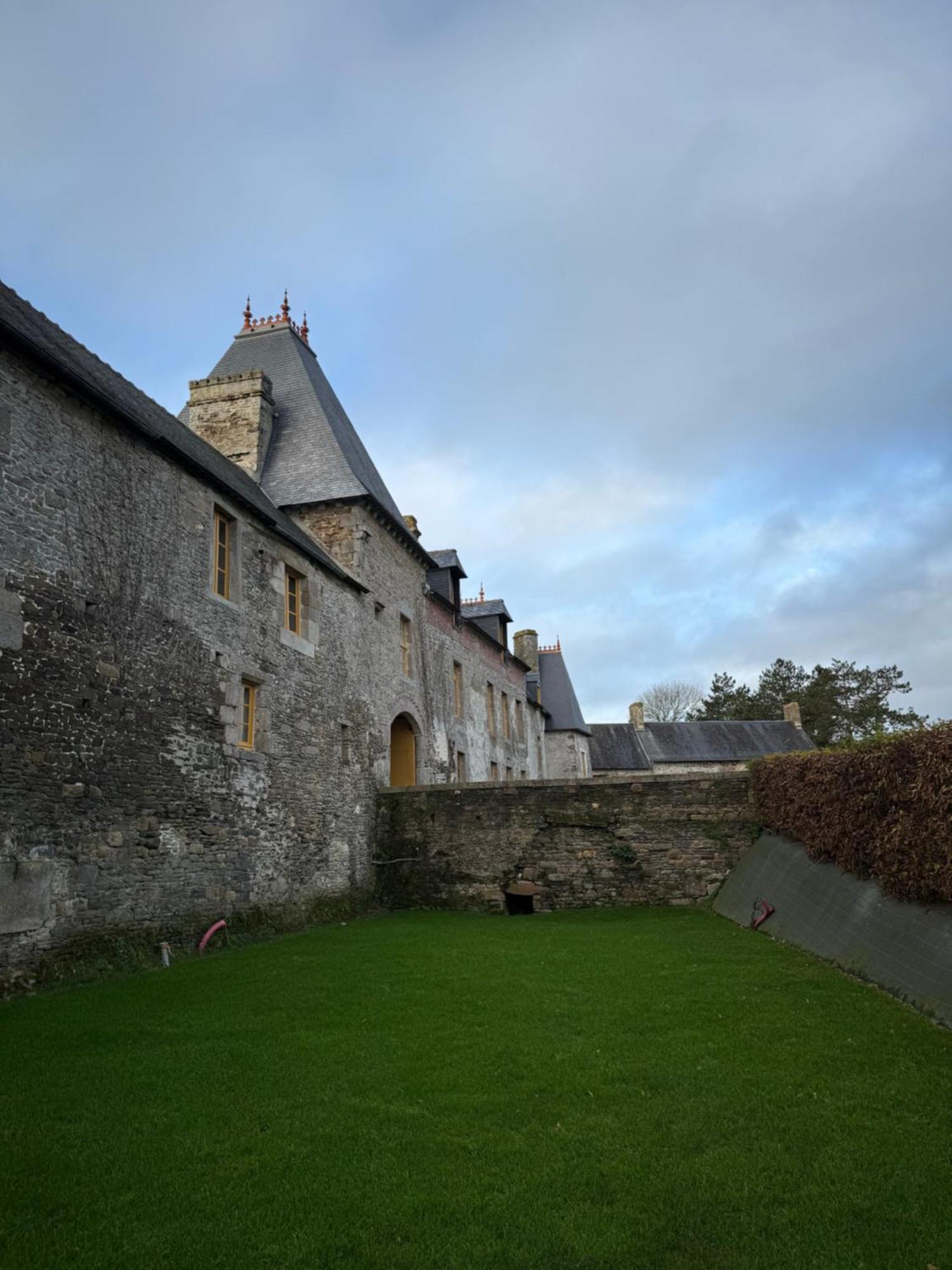 Domaine Du Manoir De Vains 호텔 외부 사진